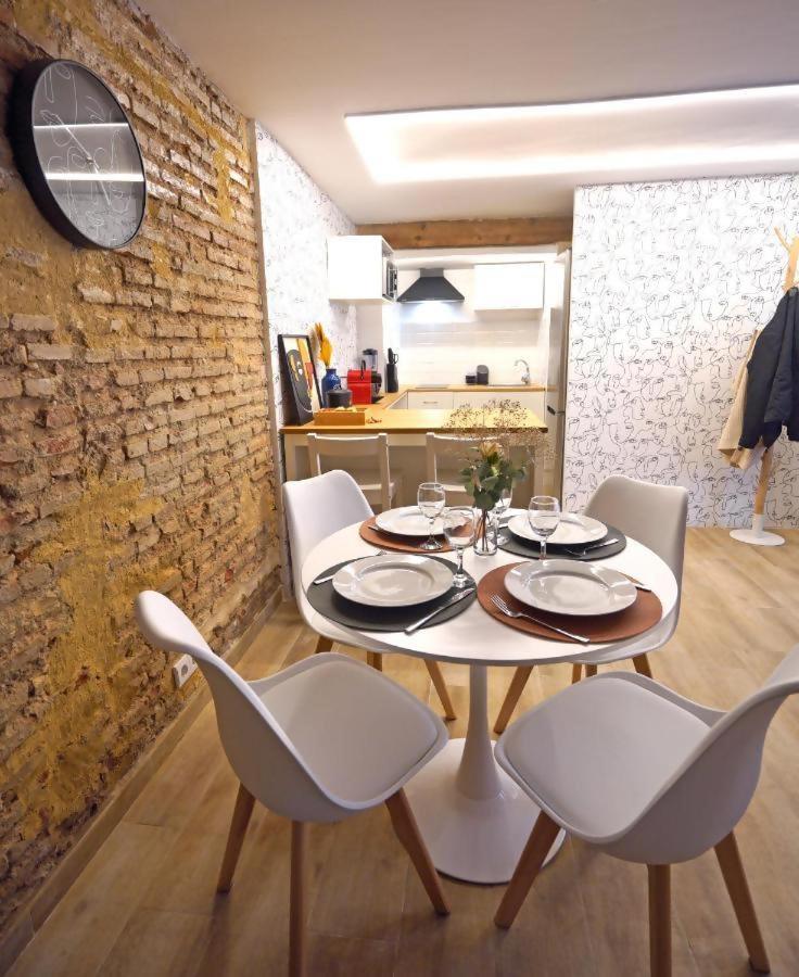 Apartamentos 1240 Valencia Bagian luar foto